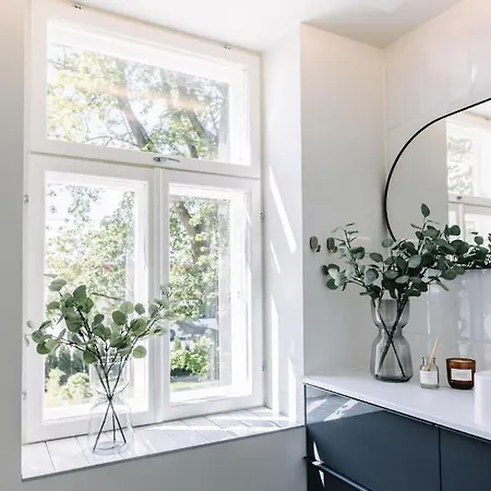 Szálloda Lenderi Luxury *